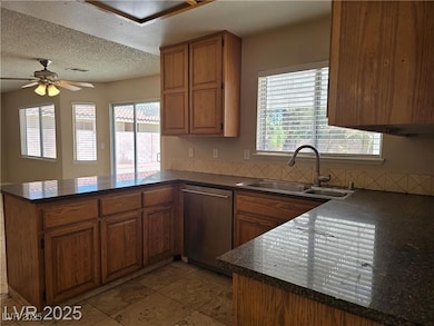 272 Cordero Dr unit 2, Henderson, NV 89074 - photo 5