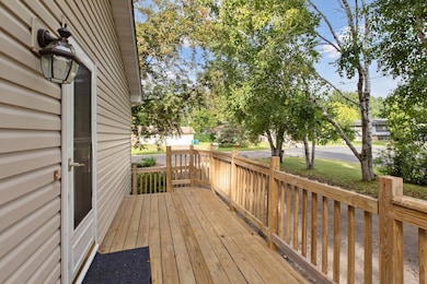 9880 Cottonwood Lane North - Spacecrafting - 0006.jpg