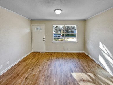 1016 Williams Ave, Cleburne, TX 76033 - photo 2