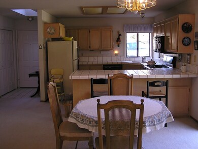 Dining to Kitchen