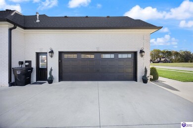 8680 Drakes Blvd, Alvaton, KY 42122 - photo 7