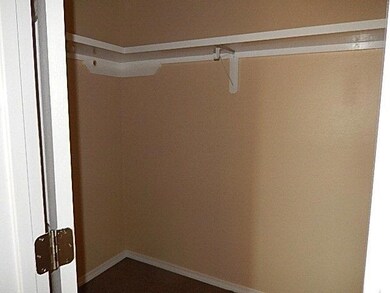 909 Villa Del Lago, Donna, TX 78537 - photo 5