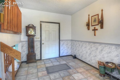 2233 Farnsworth Dr, Colorado Springs, CO 80916 - photo 3