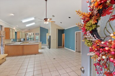 493 Summit Cir, Fredericksburg, TX 78624 - photo 2