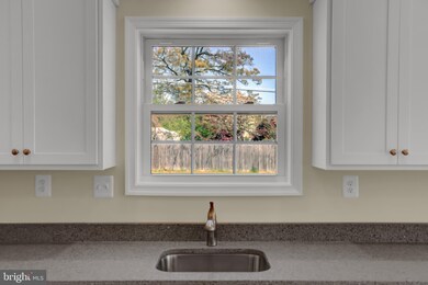 2808 New York Ave, Lansdowne, MD 21227 - photo 5