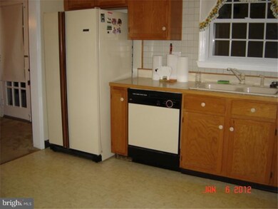 719 Swade Rd, Glenside, PA 19038 - photo 4