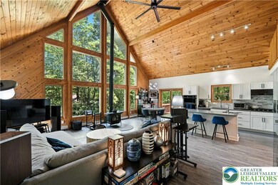 51 Tupelo St, Jim Thorpe, PA 18229 - photo 2