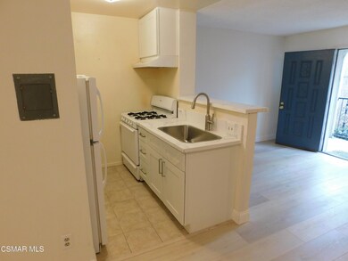 6213 Whitsett Ave, North Hollywood, CA 91606 - photo 5