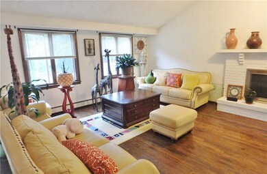 4 Linden Ln, Coventry, RI 02816 - photo 2