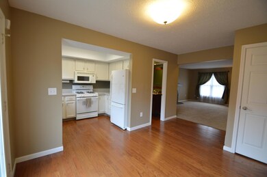 1684 Bethel Rd unit 1684, Columbus, OH 43220 - photo 4