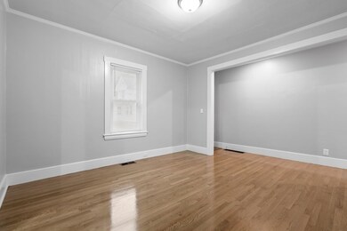 33 Auburn St, Woburn, MA 01801 - photo 7