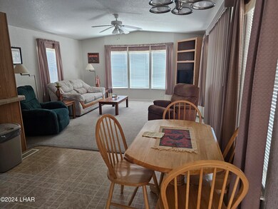 678 W Desert Dr, Quartzsite, AZ 85346 - photo 2