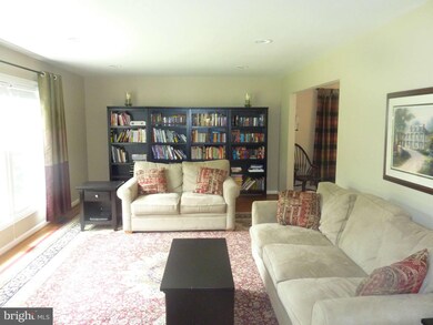 1008 Timber Trail Rd, Towson, MD 21286 - photo 5