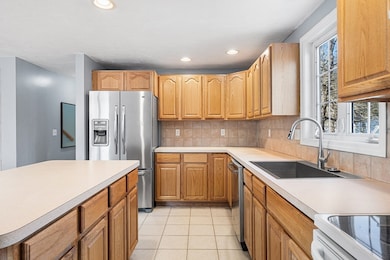 52 Deanville Rd, Attleboro, MA 02703 - photo 7