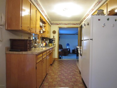 5307 Elise Way, Louisville, KY 40219 - photo 7