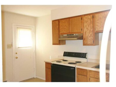 432 Beechwood Dr, Beech Grove, IN 46107 - photo 4