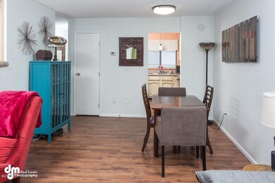 Dining Room_DMD_6285-SMALL
