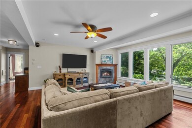 15 Cliff Dr, Bristol, RI 02809 - photo 6