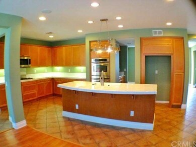 Kitchen w/ Large Center Island & Stainless Steel A