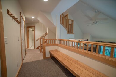 16 Queen Anne's Way, West Dover, VT 05356 - photo 3