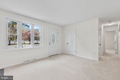 7124 Lake Shore Dr, North Beach, MD 20714 - photo 5