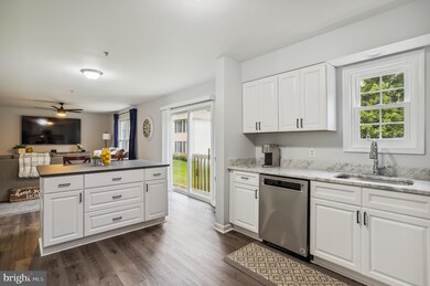 2607 John a Thompson Rd, Temple Hills, MD 20748 - photo 7