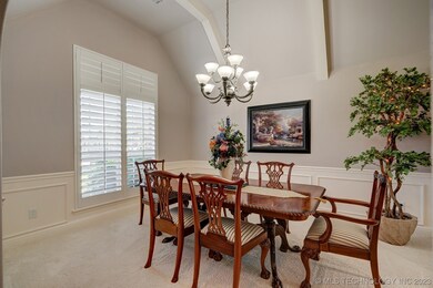 Formal Dining