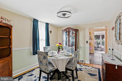 111 E Chatsworth Ave, Reisterstown, MD 21136 - photo 5