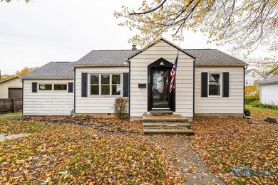 220 Maple St, Woodville, OH 43469 - photo 2