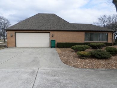 DRIVE WAY WITH EXTRA PARKING