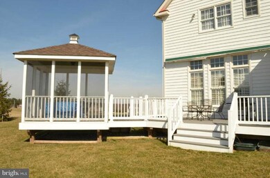 2708 Farm View Dr, Fallston, MD 21047 - photo 4