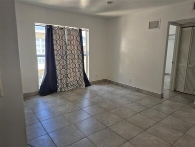 4429 Treehouse Ln unit 28 F, Tamarac, FL 33319 - photo 3