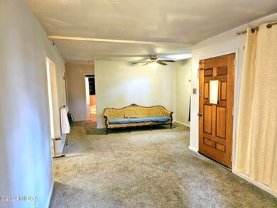 1183 Haywood Rd, Macon, GA 31211 - photo 4