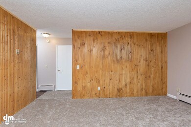Living Room_KI_IMG_1064-SMALL