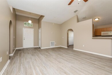 977 Vanderbilt Dr, Eustis, FL 32726 - photo 2