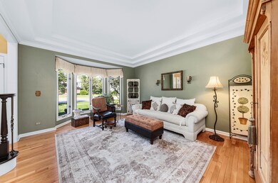 4376 Camelot Cir, Naperville, IL 60564 - photo 5