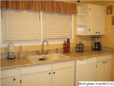 Beautiful new kitchen with brand new plumbing and 
