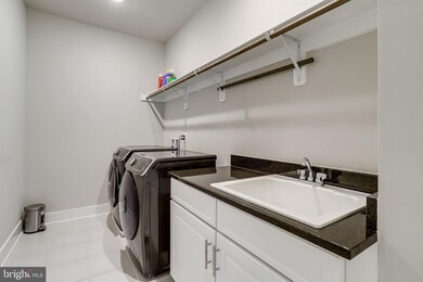 2222 Tulip Dr, Falls Church, VA 22046 - photo 3