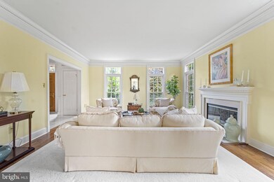 9613 Eagle Ridge Dr, Bethesda, MD 20817 - photo 7