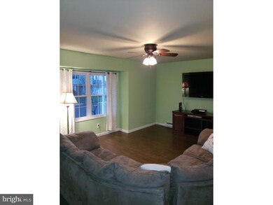 19 S Chestnut Ct, Perkasie, PA 18944 - photo 3