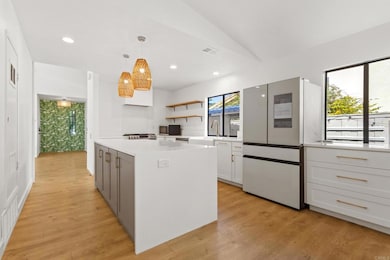 unlisted-address, San Diego, CA 92130 - photo 6