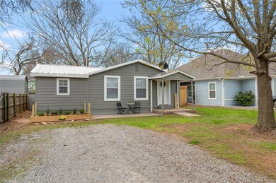 1034 Dubois St, Denison, TX 75020 - photo 4