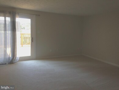 15105 Red Cedar Dr, Burtonsville, MD 20866 - photo 6