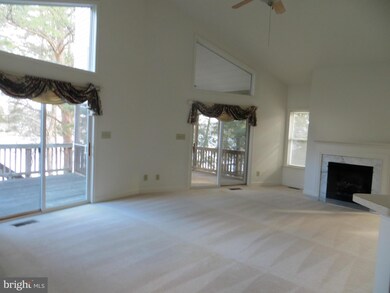 518 Harrison Cir, Locust Grove, VA 22508 - photo 6