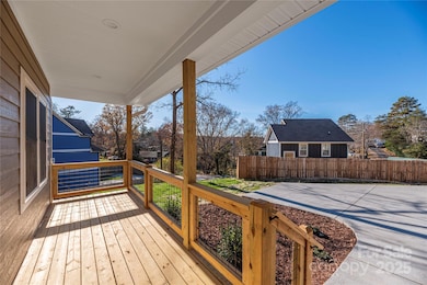 120 Lookout Rd, Asheville, NC 28804 - photo 3