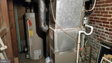 447 Irving St NW, Washington, DC 20010 - photo 7