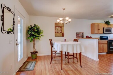 Breakfast Bar, door to upper balcony