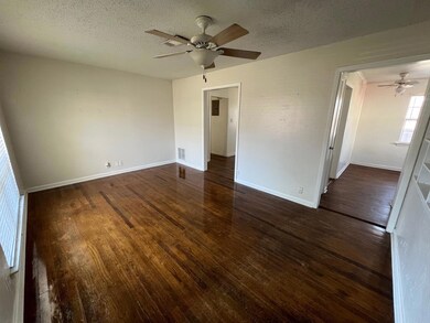 1906 Mercedes Rd, Denton, TX 76205 - photo 5