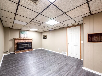 10145 Shuman St, Portage, MI 49024 - photo 7