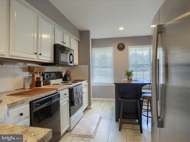 4035 Bradford Cir, Mount Joy, PA 17552 - photo 7